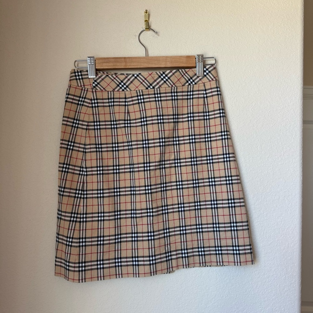 Vintage Burberry Blue Label Nova Check Mini Skirt Size 38 Japan Exclusive - Picture 2 of 8